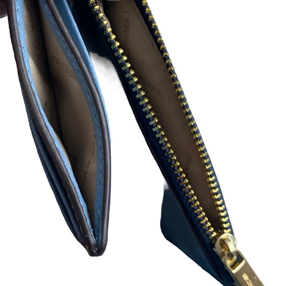 Michael Kors Aspen Duo set wristlet - Picture 5 of 12